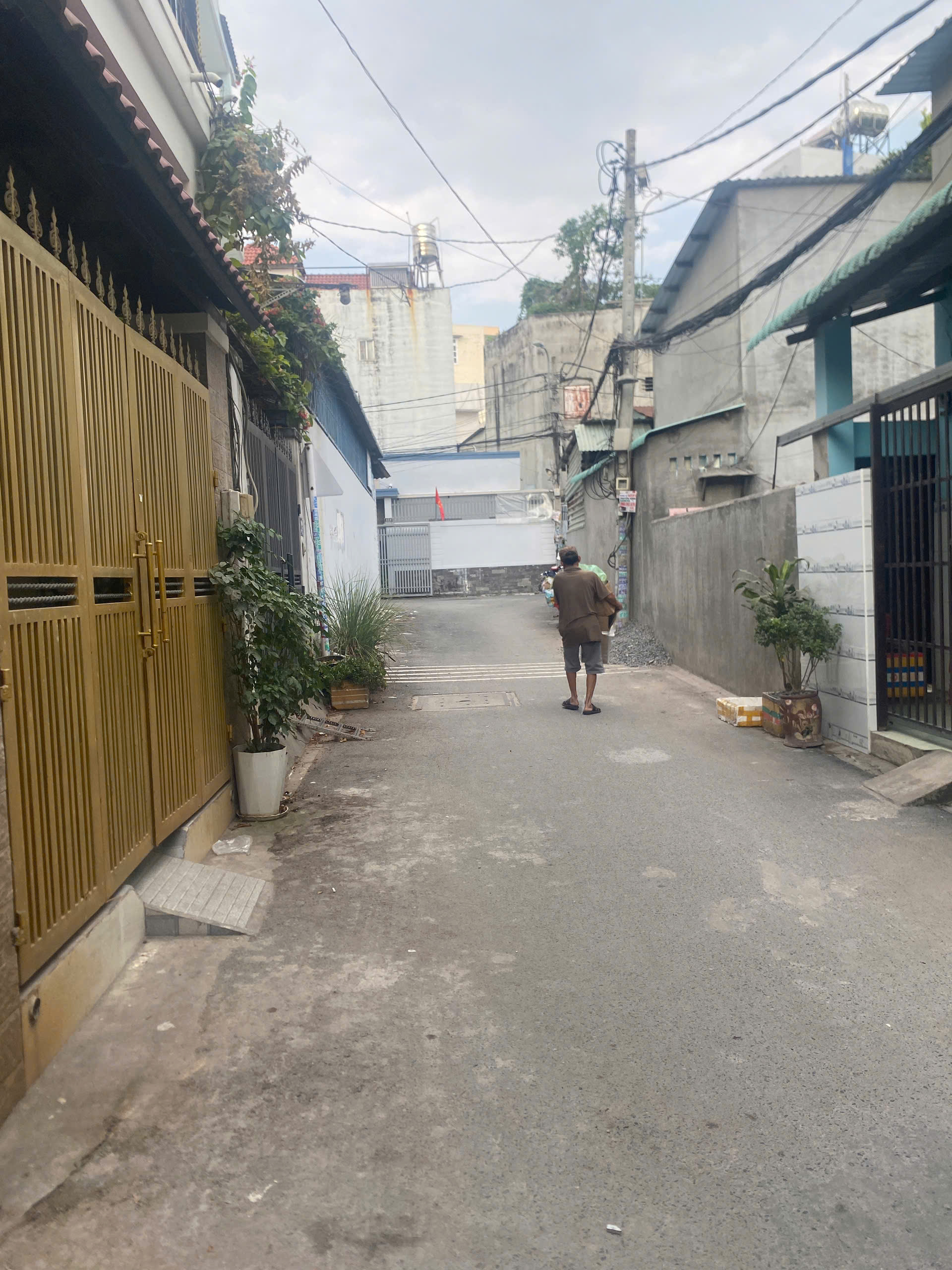 Hiếm! Nhà Ngang 6m Hẻm Ô Tô - Đình Phong Phú - 72m2. Giá 6.6 Tỷ