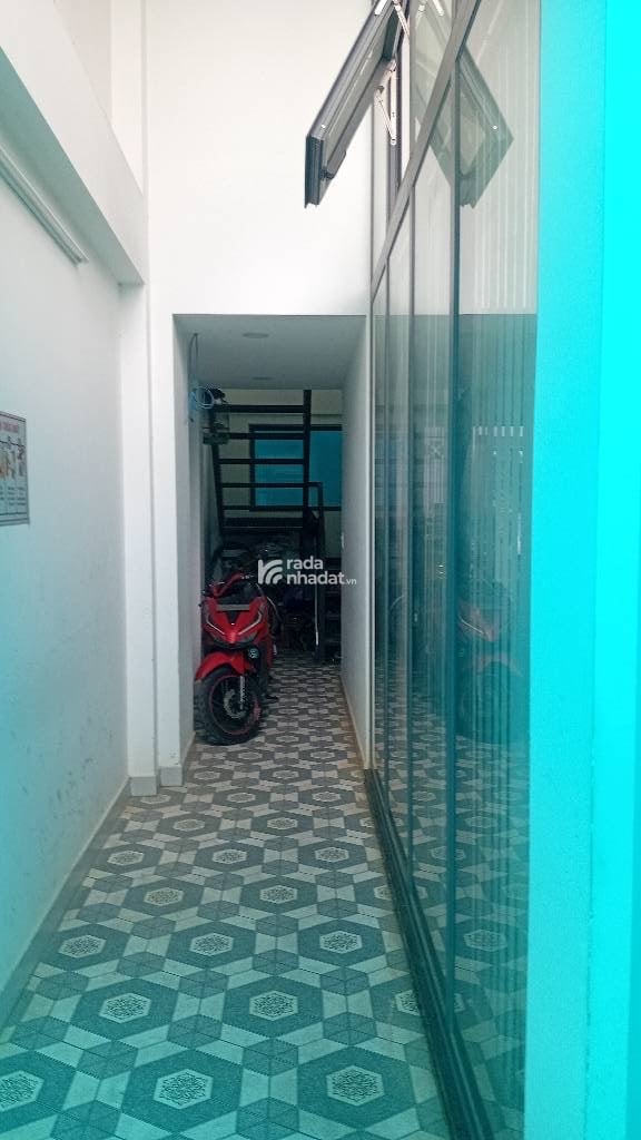 Bán CHDV gần lề trọng tần nguyễn thị tú 