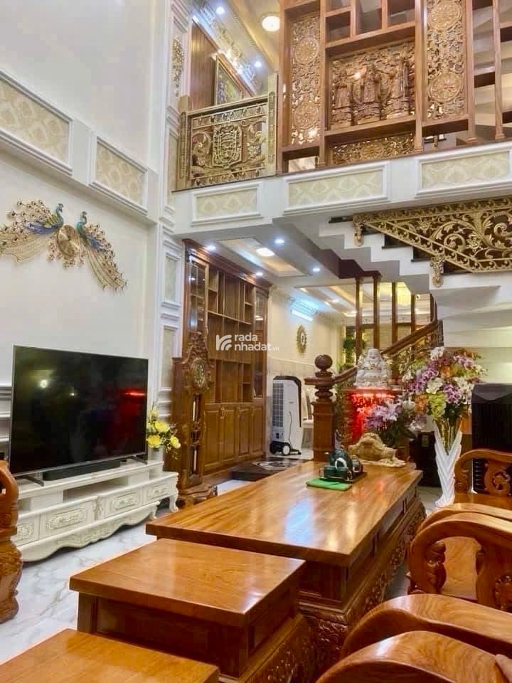 - ĐẸP LUNG LINH 5 TẦNG - NỘI THẤT XỊN XÒ -HẺM 10M XE HƠI TRÁNH NHAU - HẺM THẲNG 1 TRỤC 