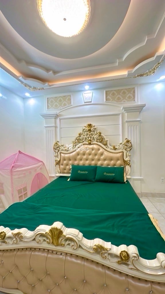 - ĐẸP LUNG LINH 5 TẦNG - NỘI THẤT XỊN XÒ -HẺM 10M XE HƠI TRÁNH NHAU - HẺM THẲNG 1 TRỤC 