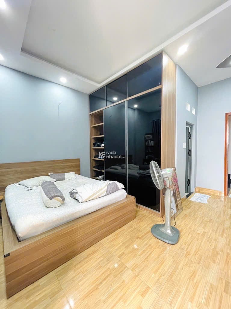 Chính Chủ Bán Gấp Nhà Phố 3 Tầng Ngay Nguyễn Thị Đặng Và TTH07 Tân Thới Hiệp Quận 12