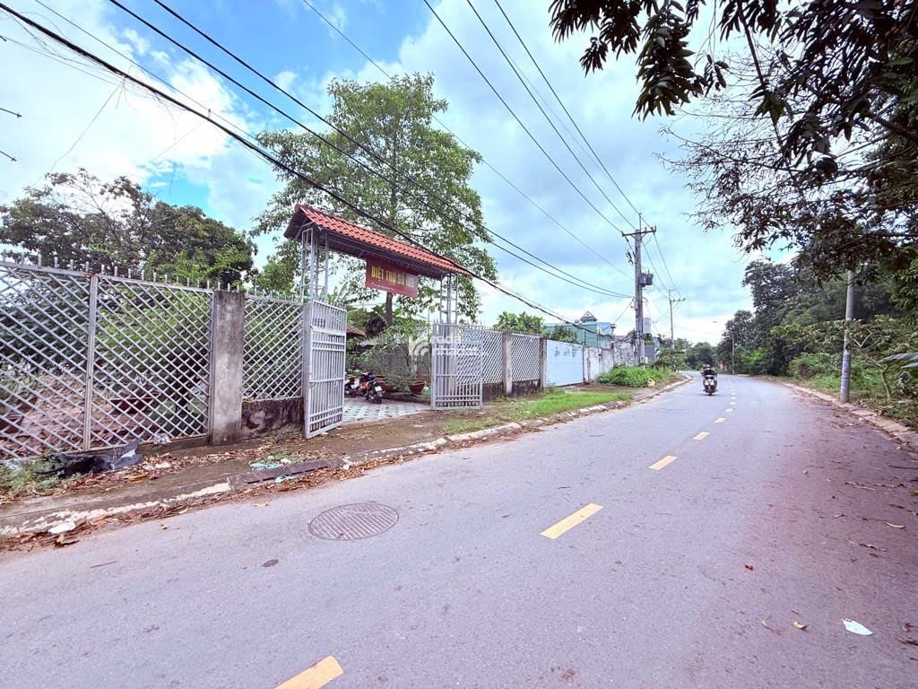 GẤP GẤP GẤP _ BIỆT THỰ VƯỜN 1000M2 FULL THỔ _ 27 TỶ CÒN THƯƠNG