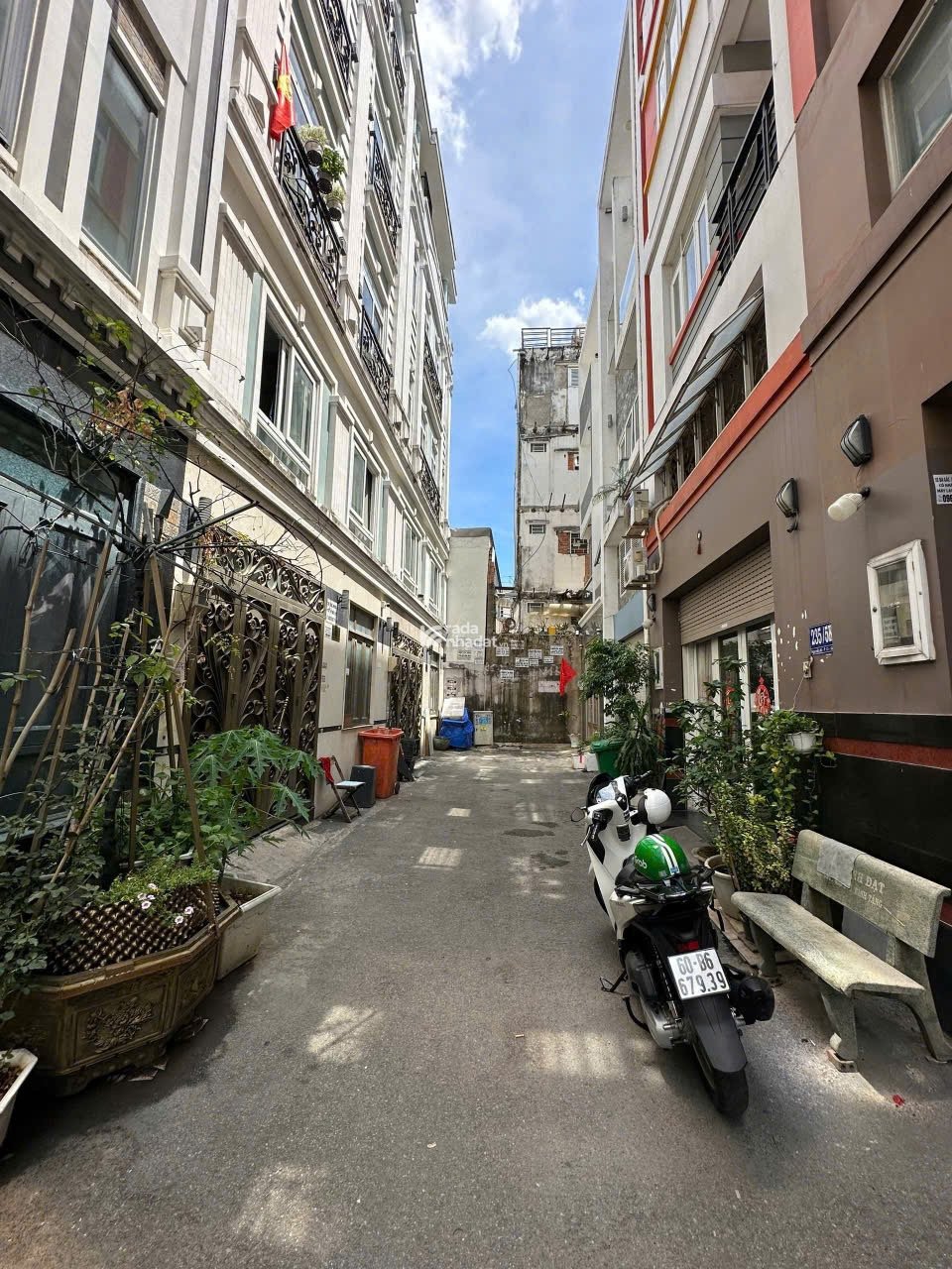 NGANG 7M-BÁN NHÀ BÌNH THẠNH-HẺM XE HƠI NGUYÊN XÍ, P.13-GẦN VINCOM PLAZA - 5 TẦNG - GIÁ 9 TỶ TL