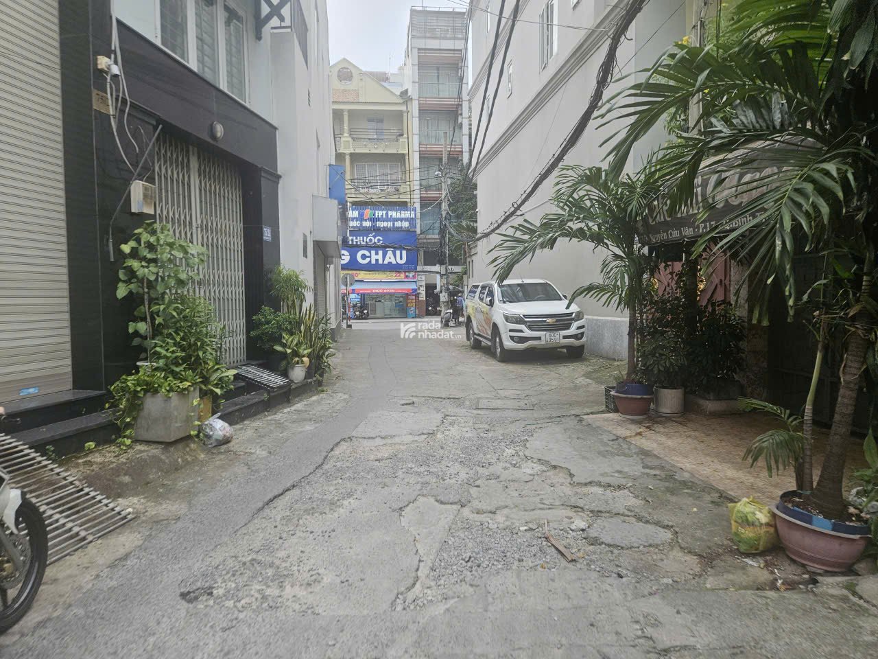 24/7: HOT CHỈ 8 TỶ NHÀ HXH NGUYỄN CỬU VÂN,P17 BÌNH THẠNH GIÁP Q1