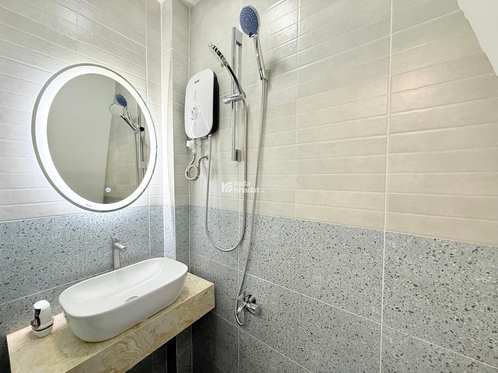 HXH GIÁ RẺ ĐINH TIÊN HOÀNG, BÌNH THẠNH, MỚI Ở NGAY, GIẢM 550TR CHỈ CÒN 2T TL 