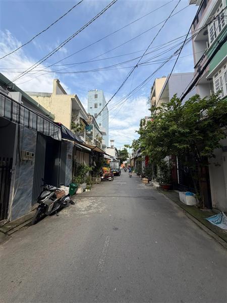 VỊ TRÍ ĐẸP - HẺM XE TẢI 7M VI VU THÔNG - NHÀ 4 TẦNG KIÊN CỐ MỚI ĐẸP - 64M2 - 4*16M - NGAY GÒ XOÀI