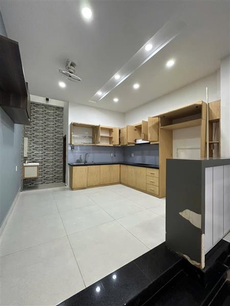 VỊ TRÍ ĐẸP - HẺM XE TẢI 7M VI VU THÔNG - NHÀ 4 TẦNG KIÊN CỐ MỚI ĐẸP - 64M2 - 4*16M - NGAY GÒ XOÀI