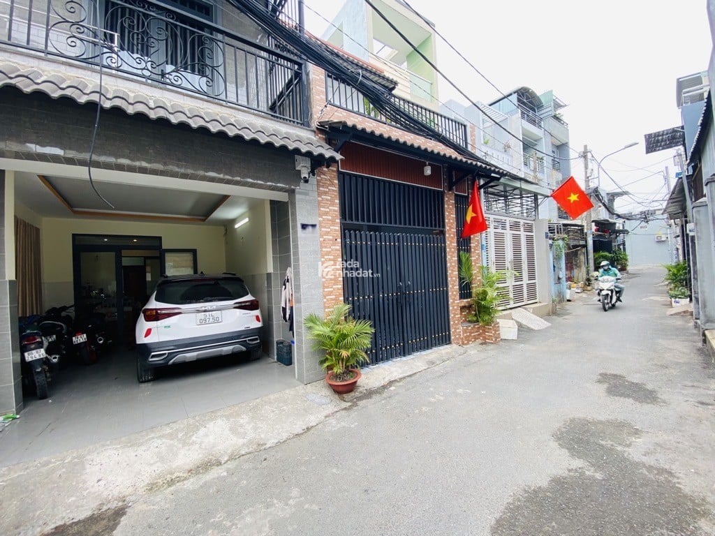 NHÀ ĐẸP MẶT TIỀN, 3 TẦNG DÒNG TIỀN 15tr/th, SÁT PHẠM VĂN ĐÔNG, 4X18, CHỈ 7,9 TỶ.