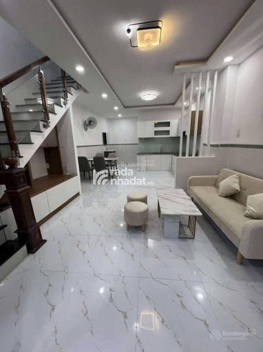 Bán nhà 2 lầu hẻm 2 ôtô 7 chỗ tránh nhau ngay Đặng Văn Ngữ, phường 10, Phú Nhuận SHR