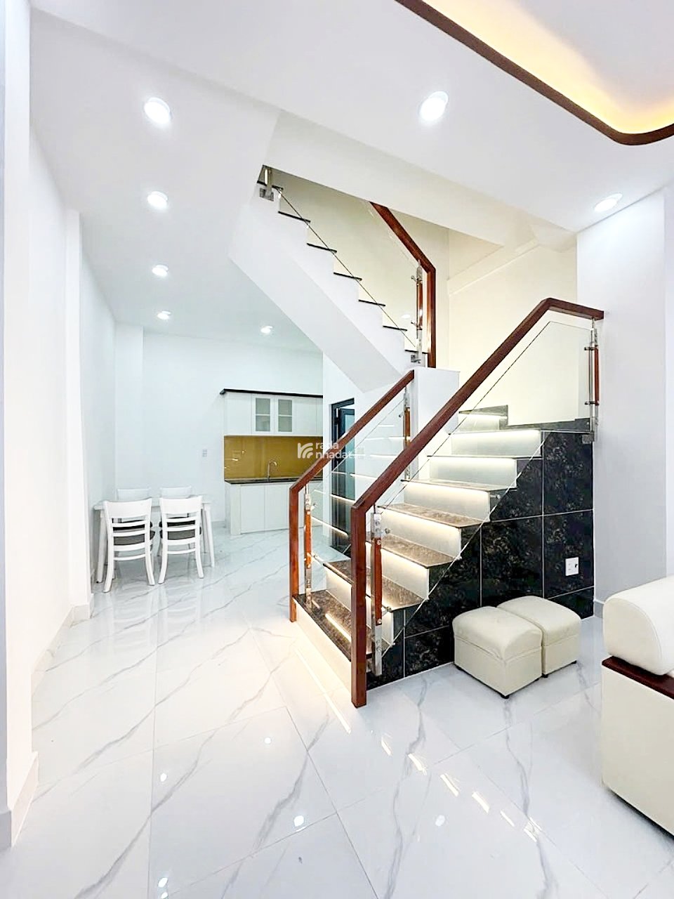 BÁN NHÀ LÔ GÓC 2 MẶT THOÁNG AN DƯƠNG VƯƠNG 4 TẦNG 4PN NHÀ MỚI ĐẸP CHỈ 4.95 TỶ