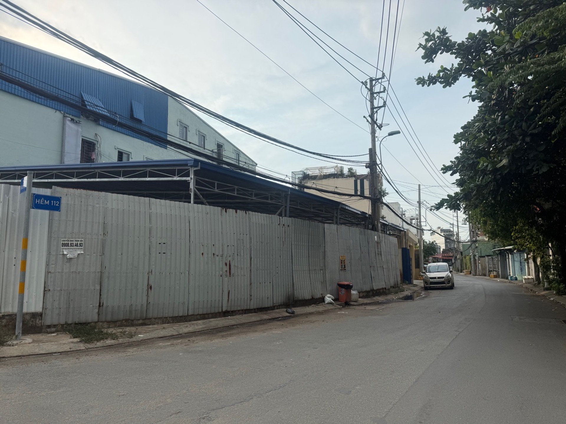 Nhà Đẹp Đường 42 - 4 tầng Mặt Tiền 10m  Bình Trưng Đông, Ở Ngay, Vuông Vức, Quận 2