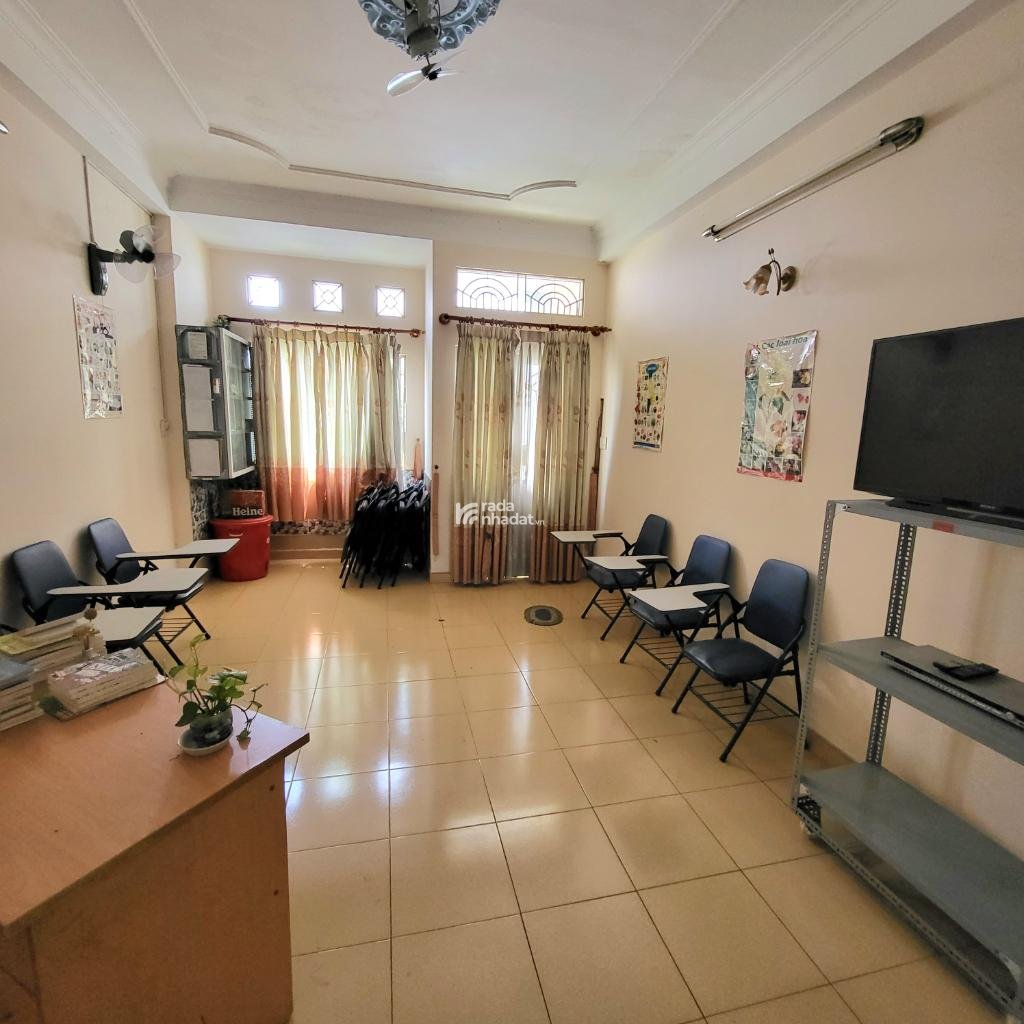 VỊ TRÍ CỰC KỲ ĐẸP - HẺM 8M Ô TÔ TRÁNH NHAU