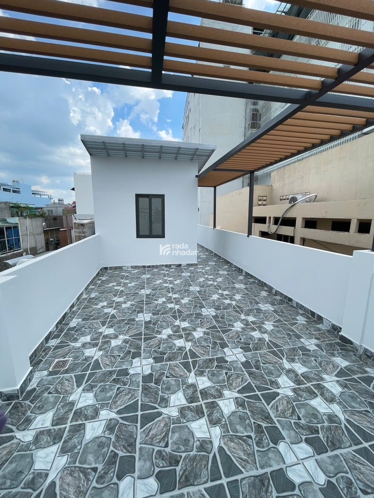 HẺM XE TẢI 8M TRUNG TÂM TÂN PHÚ - KẾ QUẬN 11 - 100M2 - 3 TẦNG NHÀ MỚI Ở NGAY - NHÀ ĐẸP 