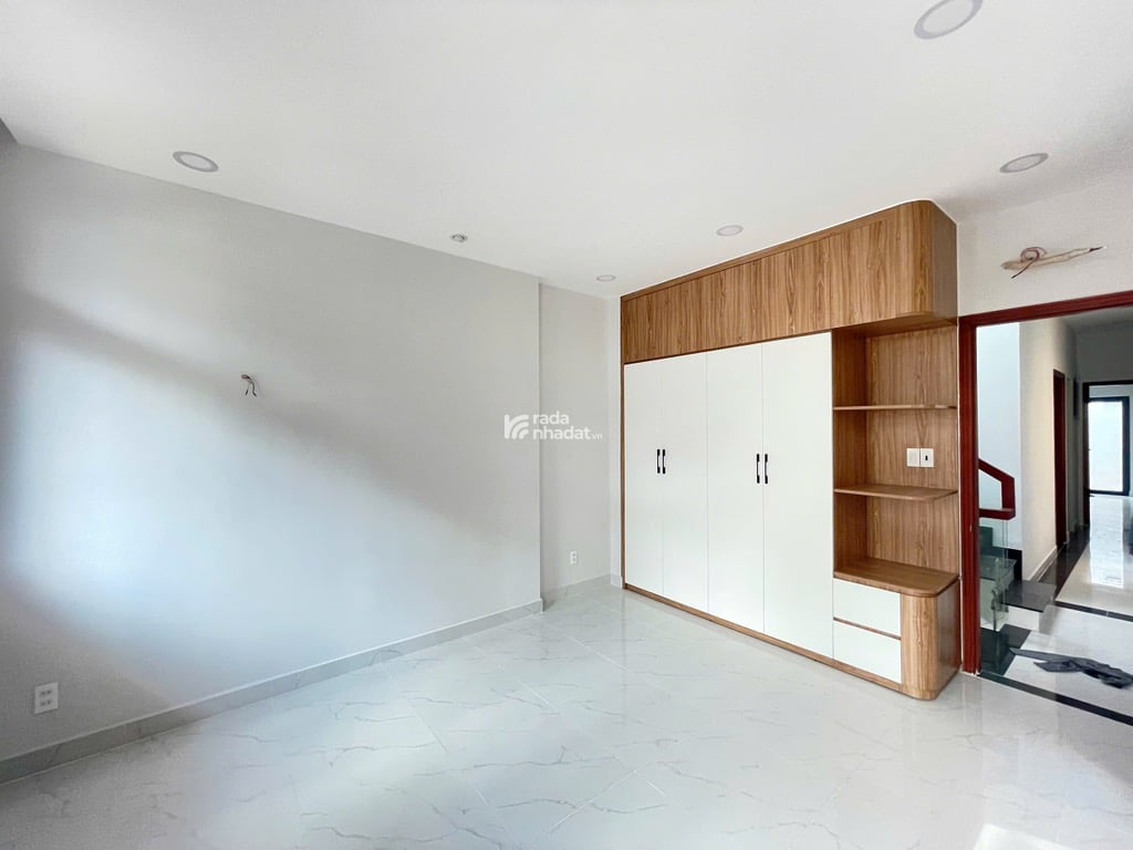 HẺM XE TẢI 8M TRUNG TÂM TÂN PHÚ - KẾ QUẬN 11 - 100M2 - 3 TẦNG NHÀ MỚI Ở NGAY - NHÀ ĐẸP 