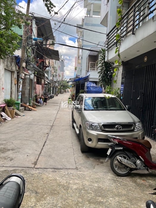 Bán nhà sát mặt tiền đường Mã Lò