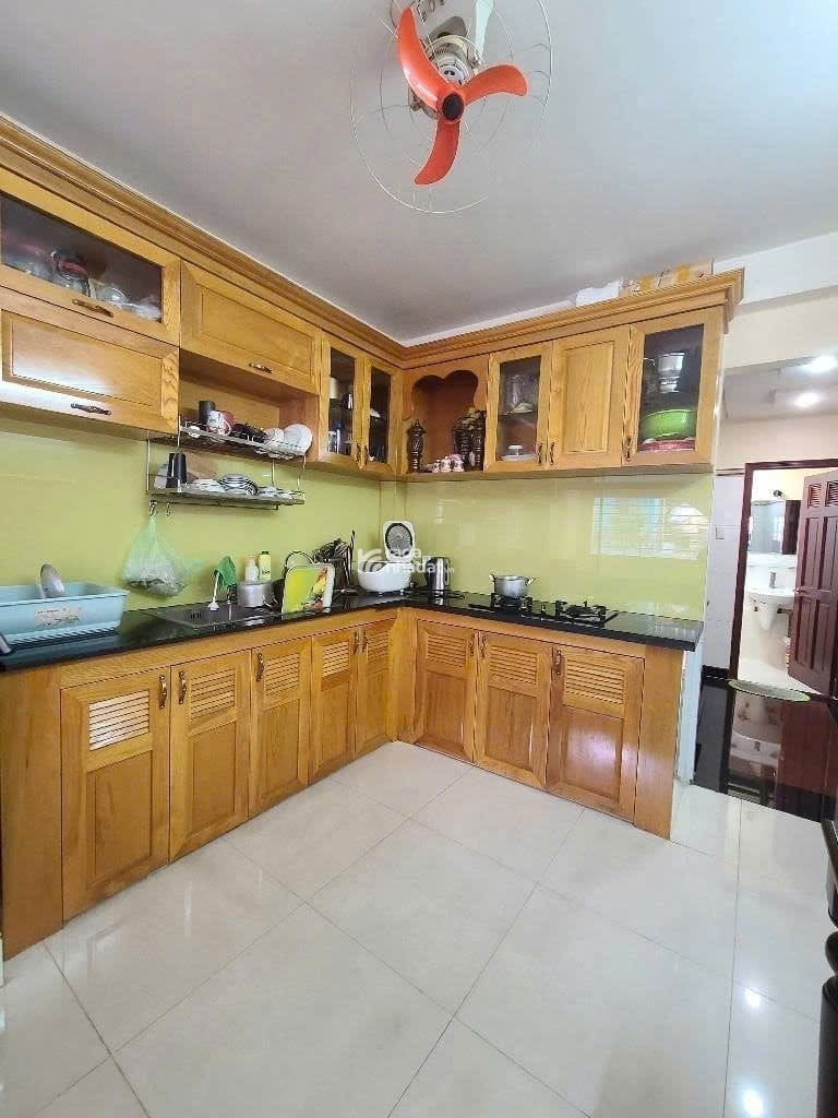 NHÀ 5 TẦNG - 31M2 - 3PN - HẺM THÔNG Ô TÔ