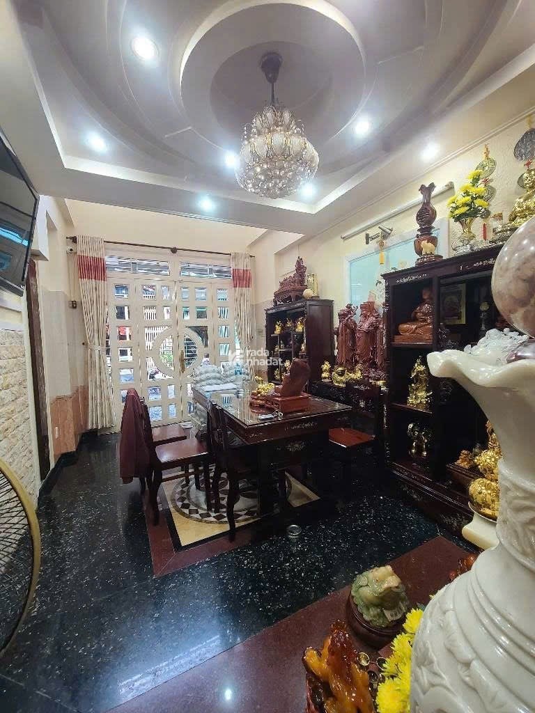 NHÀ 5 TẦNG - 31M2 - 3PN - HẺM THÔNG Ô TÔ