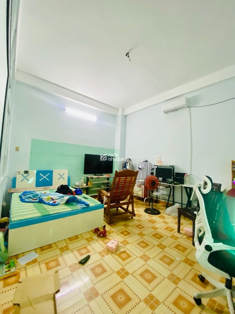 HXH TRÁNH CÓ VĨA HÈ- BÌNH LONG PHÚ THỌ HOÀ TÂN PHÚ -DT: 5*19M- 12 TỶ 