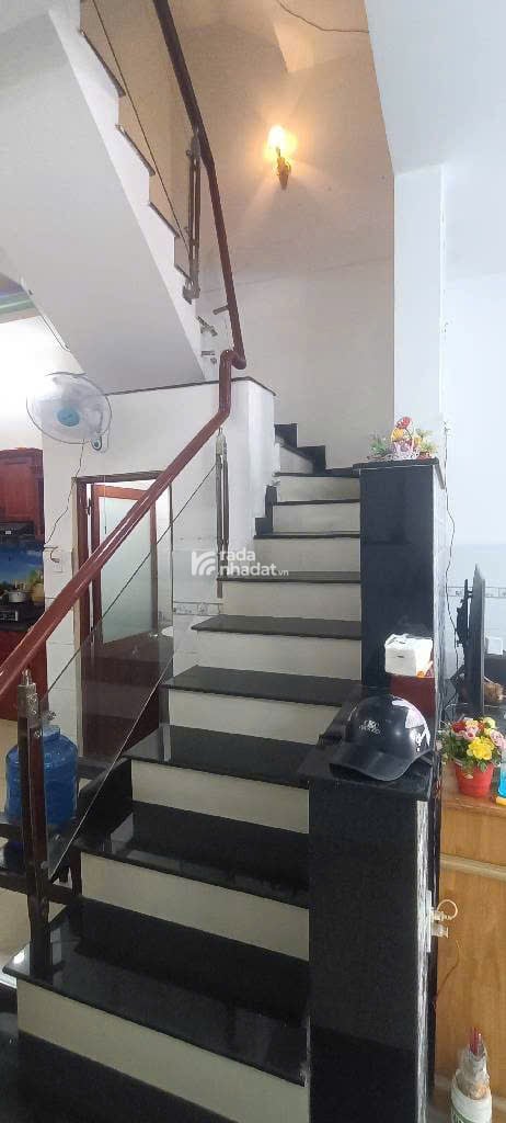 Bán Nhà Đường Lê Đình Cẩn,Kế Bên Khu Tên Lửa (5 x 13 x 4 Tầng) 6,4 Tỷ TL