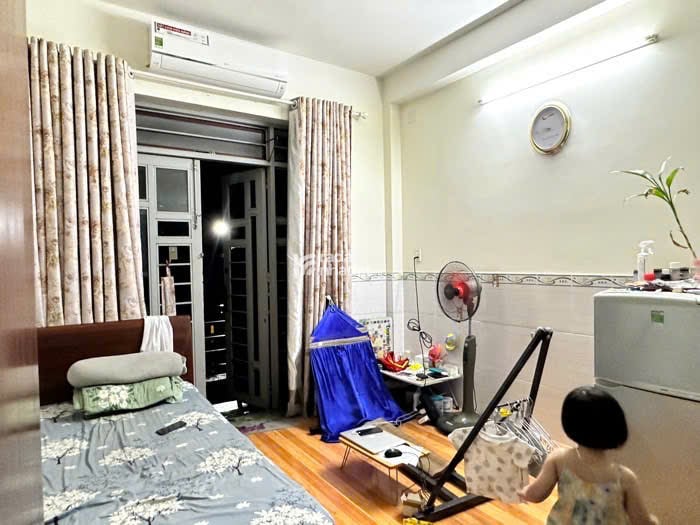   Bán Nhà Mặt Tiền 5 Tầng  Đường Thới An 06, P. Thới An, Q.12