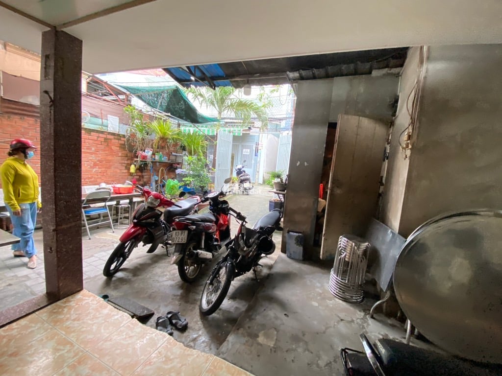 KHU CHẾ XUẤT TÂN THUẬN- BÙI VĂN BA-Q.7-ĐẤT LỚN- 8,6x30M- Ô TÔ VÀO NHÀ- 19 TỶ