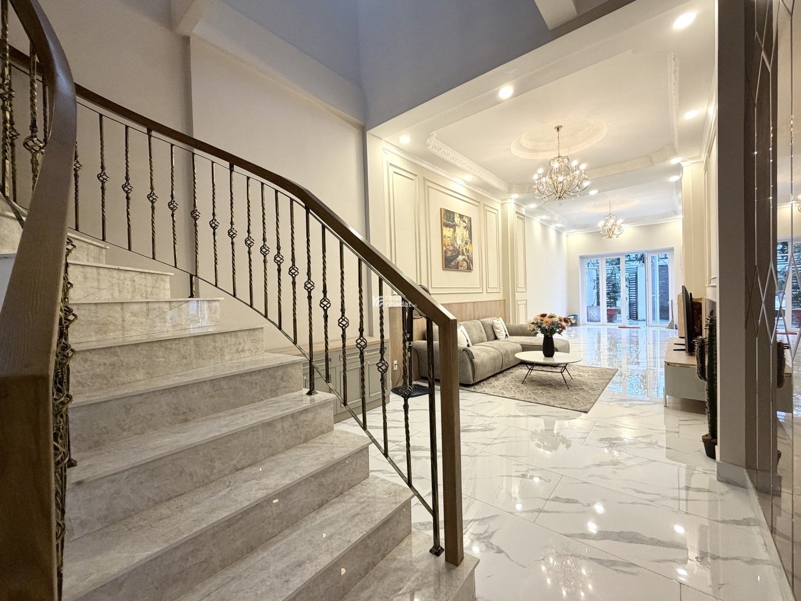 BIỆT THỰ QUẬN 1 - TÔN THẤT TÙNG - SƯ NGUYỆT ÁNH - DT:123M2 - 3 TẦNG - NHỈNH 22 TỶ