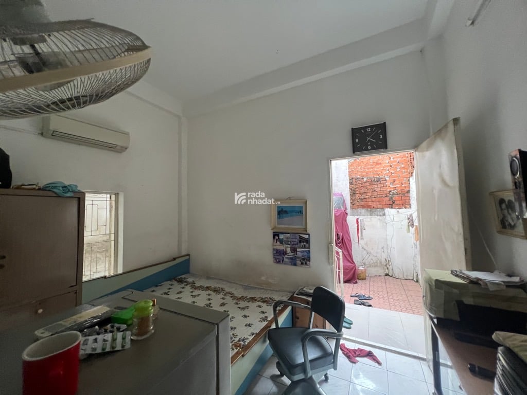 MTKD NGUYỄN KIỆM, PHÚ NHUẬN, 140M2 CÓ KC Ở NGAY. GIẢM 350TR CHỈ 24.5T TL 