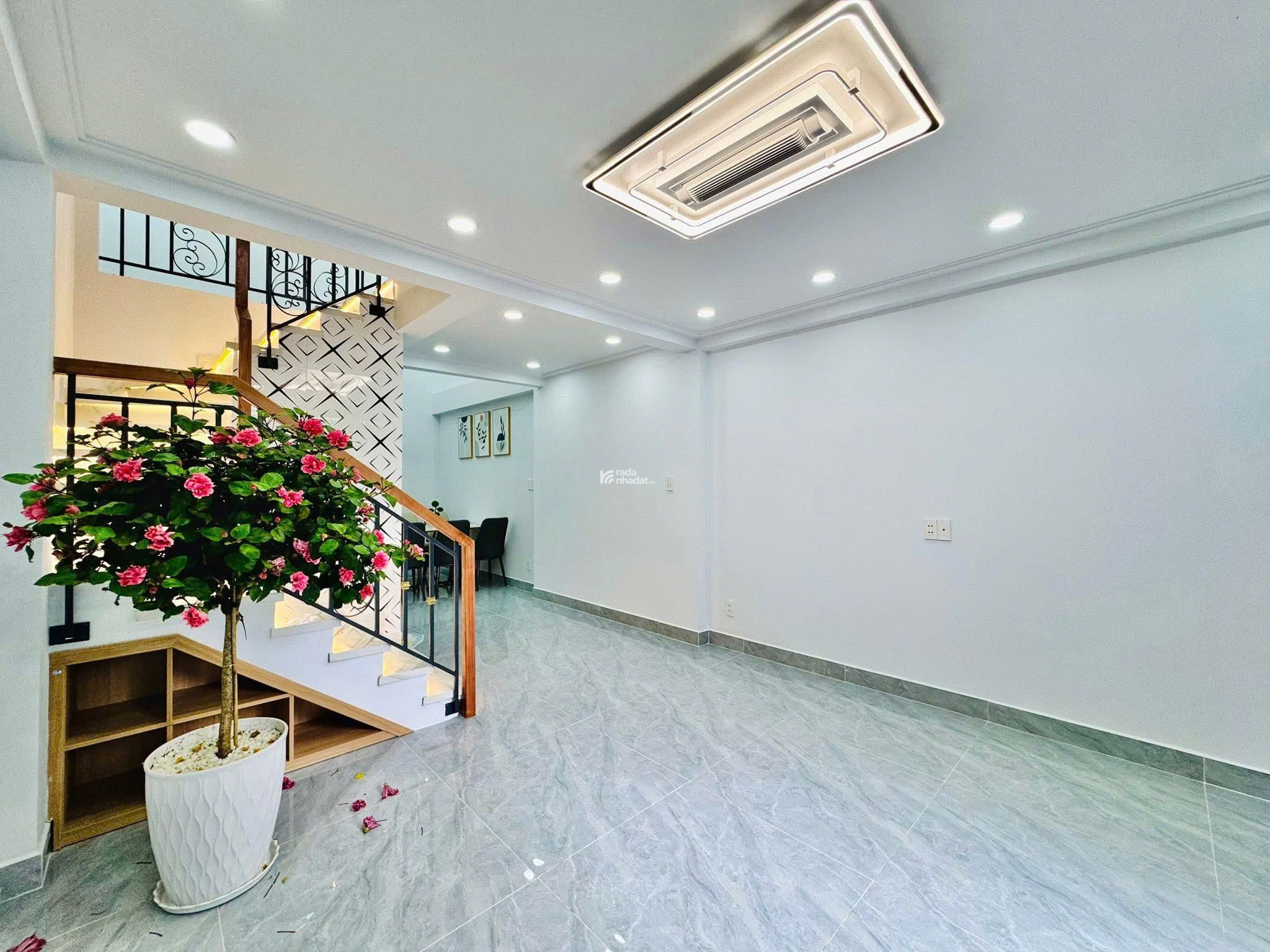 Bán nhà đẹp Nguyễn Kiệm, Phú Nhuận / 48m2 / 7 tỷ 590 triệu / sổ riêng sang tên công chứng ngay