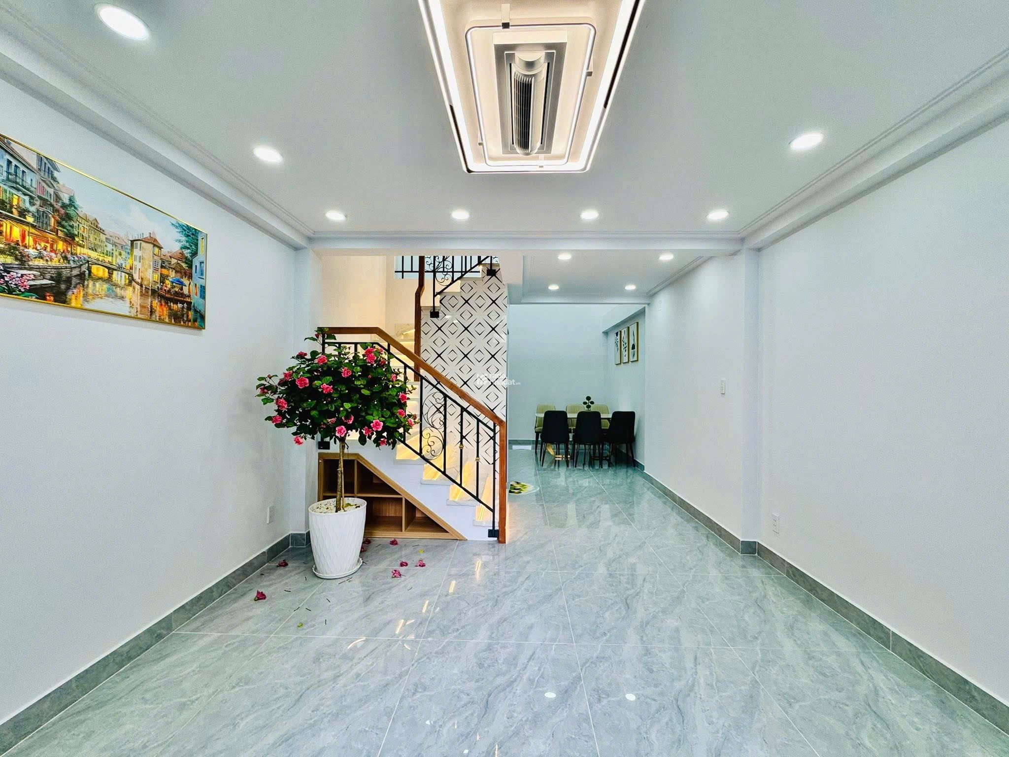 Bán nhà đẹp Nguyễn Kiệm, Phú Nhuận / 48m2 / 7 tỷ 590 triệu / sổ riêng sang tên công chứng ngay