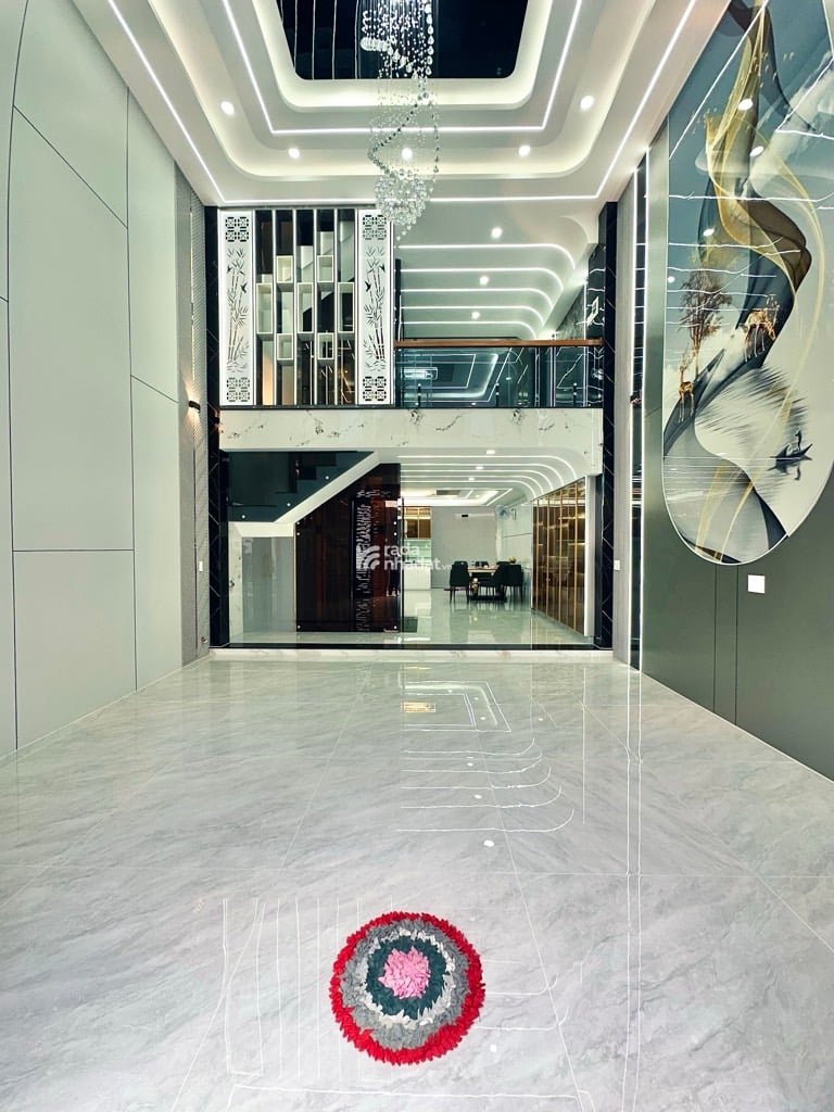 SIÊU PHẨM  KHU PHÂN LÔ VIP  6 TẦNG THANG MÁY -FULL NỘ THẤT - QUẬN 12  - CHỈ 11.5 TỶ 