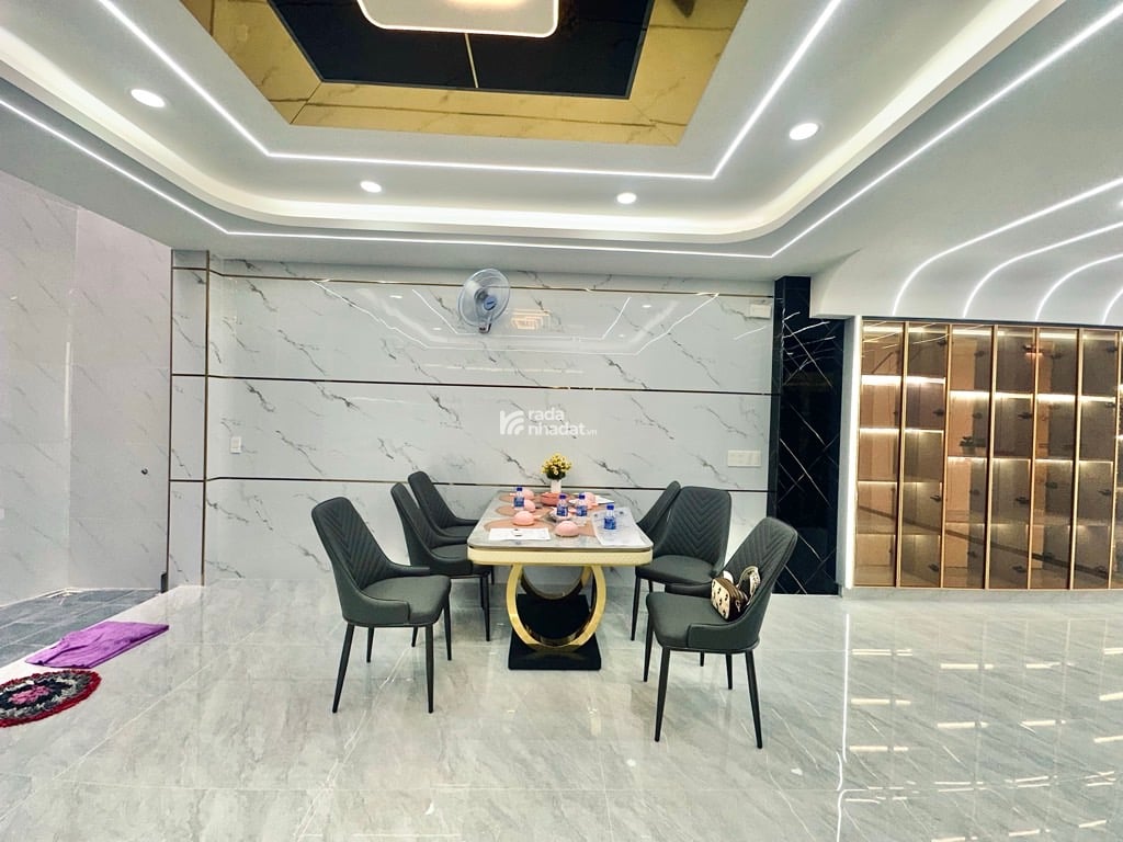 SIÊU PHẨM  KHU PHÂN LÔ VIP  6 TẦNG THANG MÁY -FULL NỘ THẤT - QUẬN 12  - CHỈ 11.5 TỶ 