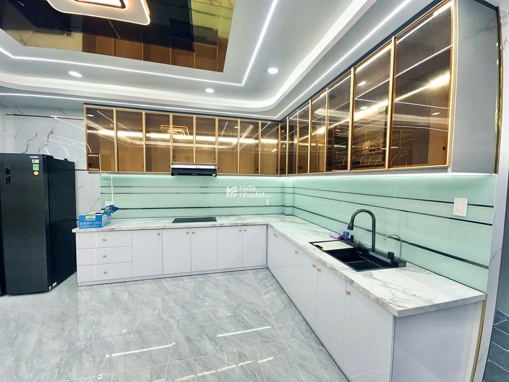 SIÊU PHẨM  KHU PHÂN LÔ VIP  6 TẦNG THANG MÁY -FULL NỘ THẤT - QUẬN 12  - CHỈ 11.5 TỶ 