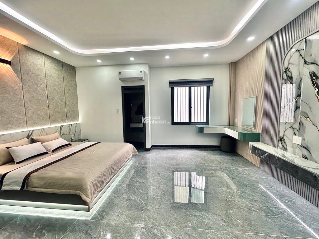 SIÊU PHẨM  KHU PHÂN LÔ VIP  6 TẦNG THANG MÁY -FULL NỘ THẤT - QUẬN 12  - CHỈ 11.5 TỶ 