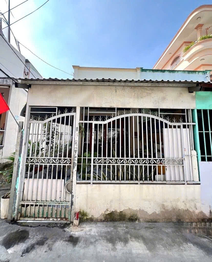 BÁN NHÀ  BÌNH TRỊ ĐÔNG,GẦN CHỢ,HXH 2 TẦNG (4m x 22m) 6,2 TỶ TL