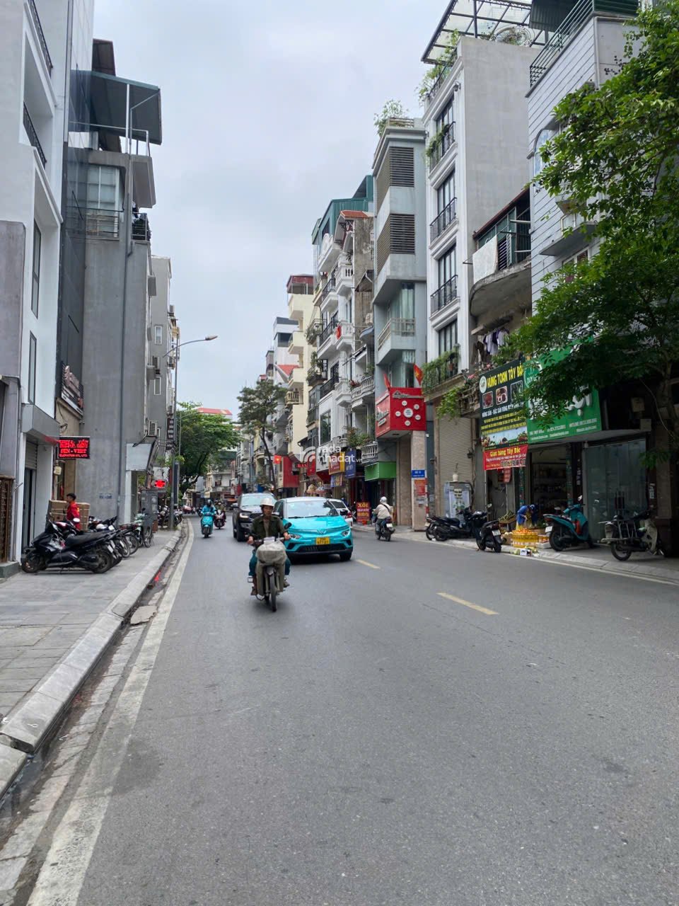 BÁN NHÀ MẶT PHỐ ĐỒNG CỔ, KINH DOANH ĐỈNH CAO - Ở THƯỢNG LƯU 82,5 M2, GIÁ 23,7 TỶ