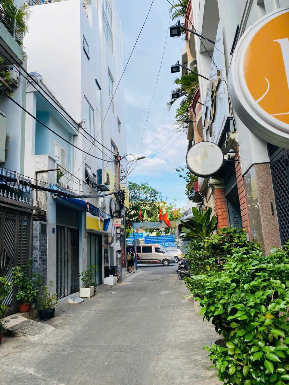 HOT: BÁN BIỆT THỰ HXH 93/ Hoàng Hoa Thám, P7, Bình Thạnh