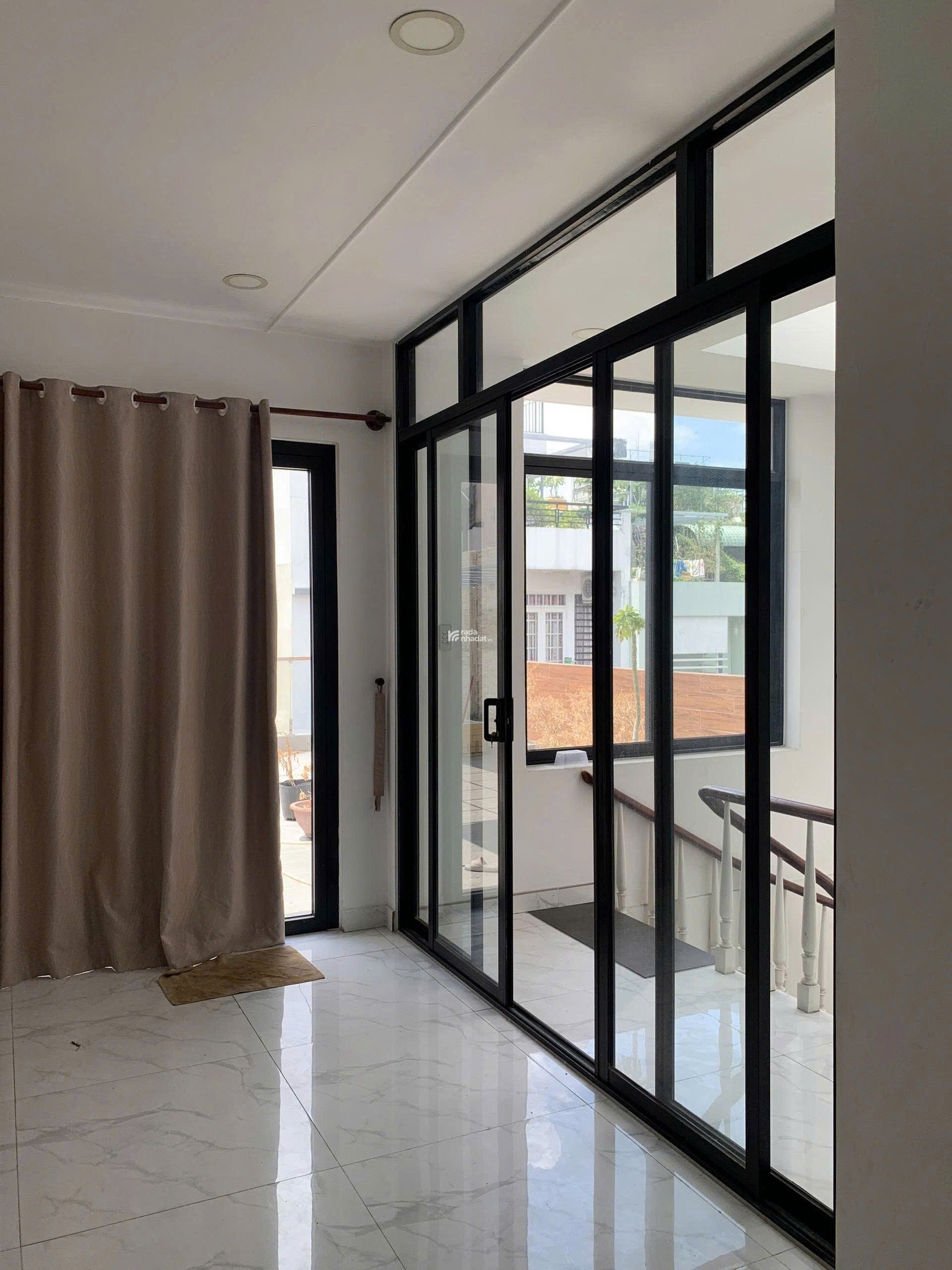 HOT: BÁN BIỆT THỰ HXH 93/ Hoàng Hoa Thám, P7, Bình Thạnh