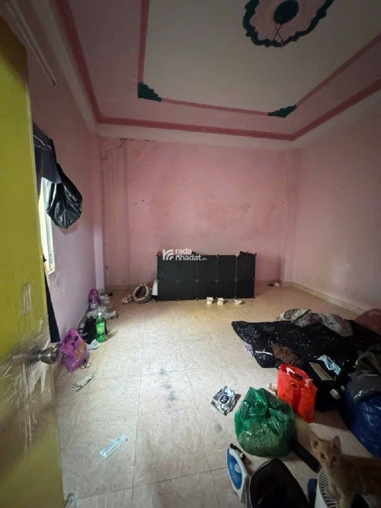 BÁN NHÀ 3 TẦNG GẦN CẦU LÒ GỐM 60M2 3.X TỶ 4 PN HẺM XE HƠI QUẬN 8
