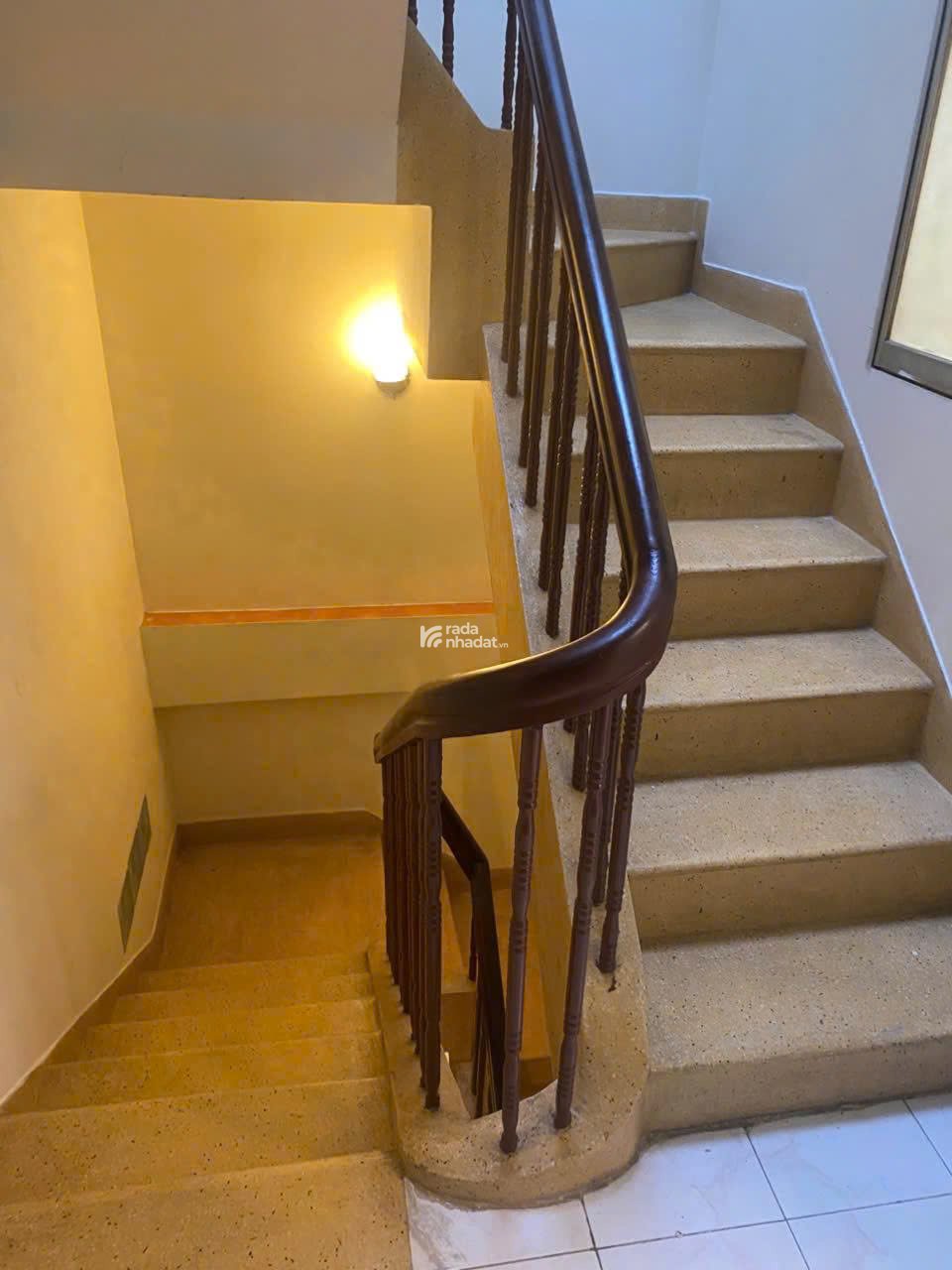 BÁN NHÀ 1 / HẺM XE TẢI 453 LÊ VĂN SỸ - 13 TỶ 