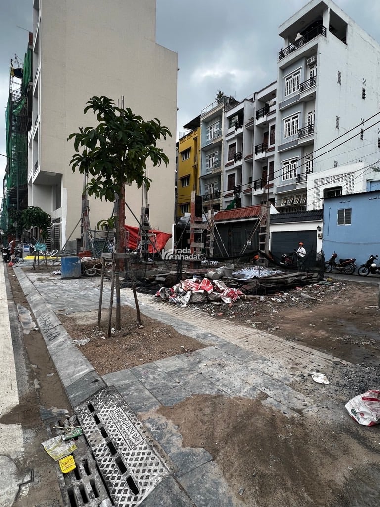 MTKD TRẦN QUỐC HOÀN, TÂN BÌNH, 5.5M NGANG TIỆN XÂY. GIẢM 350TR CHỈ CÒN 12.3T TL 