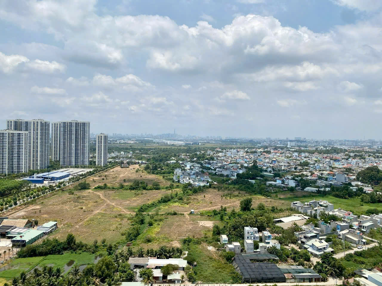 Căn hộ Vinhomes Grand Park (Origami) Quận 9 giá rẻ nhất, sẵn sổ, hỗ trợ vay thoải mái 2PN 2WC 59m2