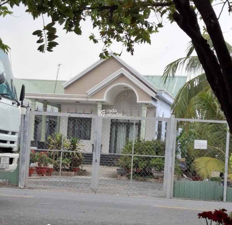 Bán đất  1.305m2 --Tặng nhà  mặt tiền Hà Duy Phiên - Bình Mỹ Củ Chi. Giá chỉ 17.6 triệu /m2