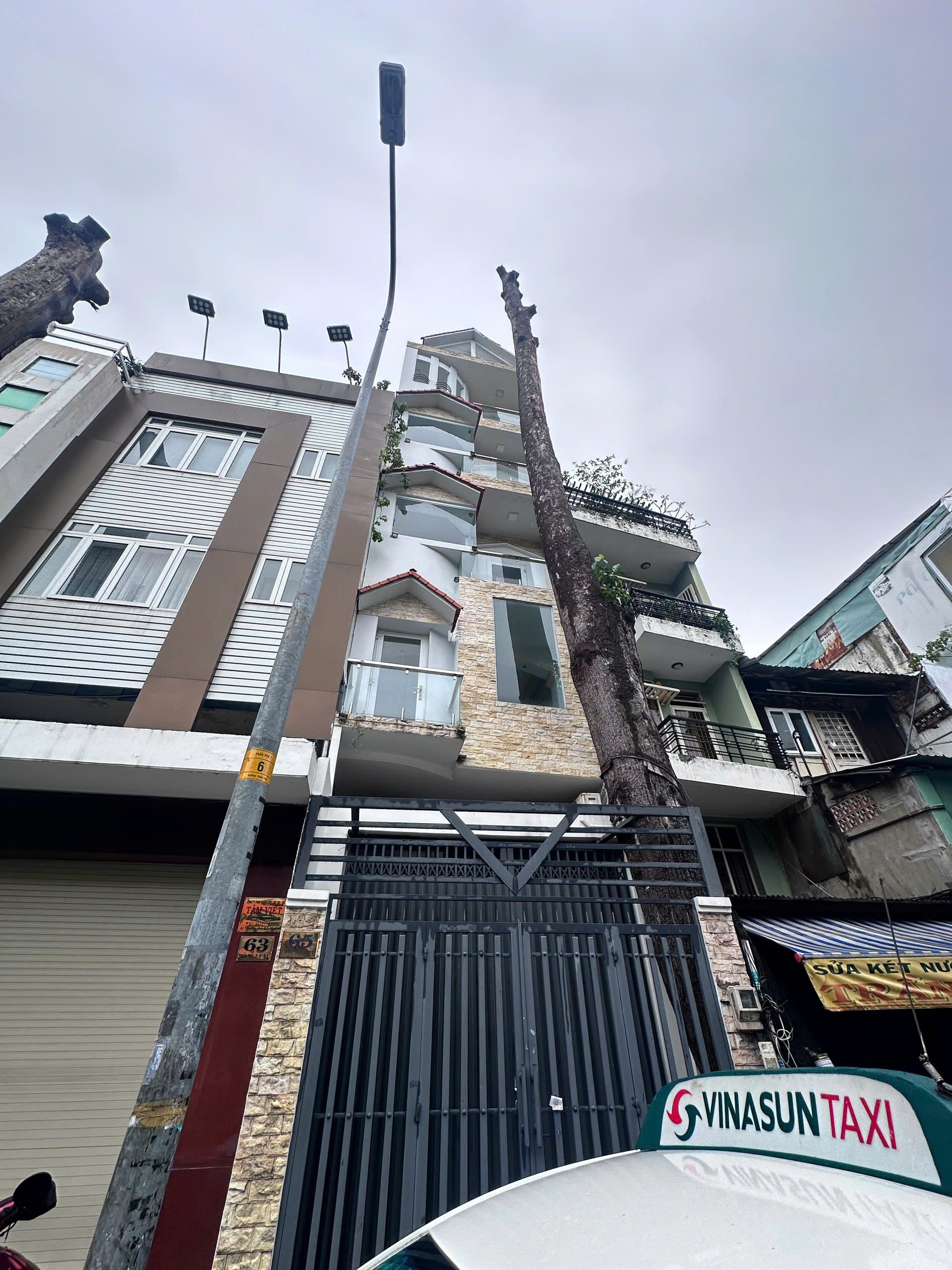 Bán nhà Mặt tiền Trần Phú, Phường 4, Quận 5-22 tỷ 