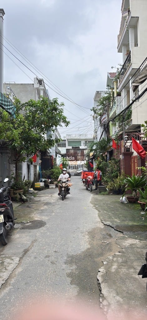 BÁN NHÀ LIÊN KHU 5-6 62M2 5 TẦNG 5.X TỶ XE HƠI TRÁNH GẦN AEON TÂN PHÚ