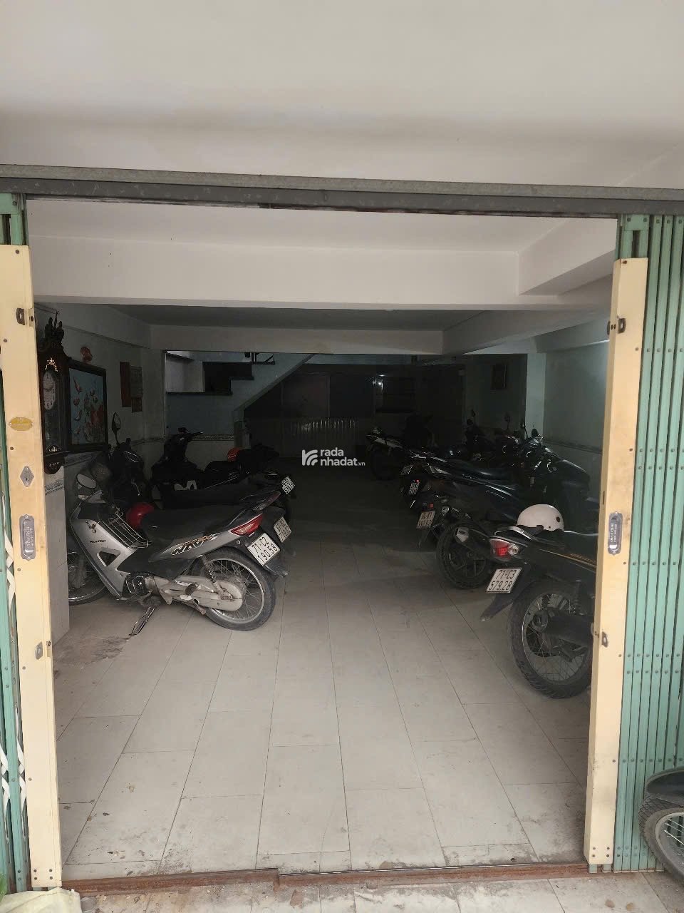 Bán nhà riêng tại Võ Thị Thừa, 8,5 tỷ, 118,2m2, 12PN, 11WC, 4 tầng, chính chủ hàng hiếm