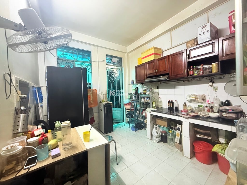 NGUYỄN CÔNG HOAN P7 PN  - HẺM TRẢI NHỰA THÔNG QUẬN 1 - PHAN XÍCH LONG - 63M - 2 TẦNG - 8 TỶ 300