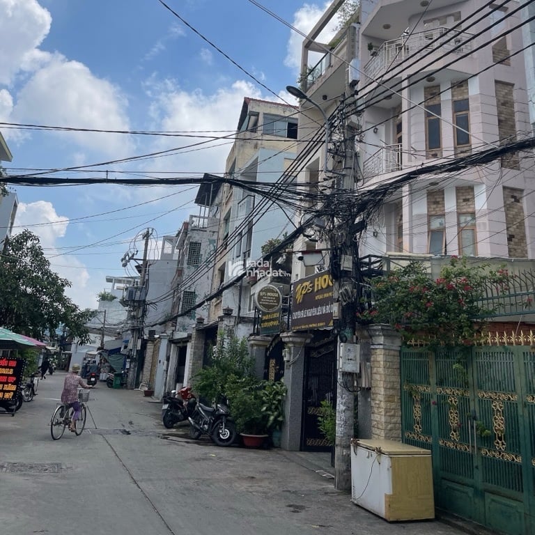 Bán nhà Hẻm Tân Hoá Q11 xe tải vào nhà, DT 4.7x28m, chỉ có 70triệu/m2