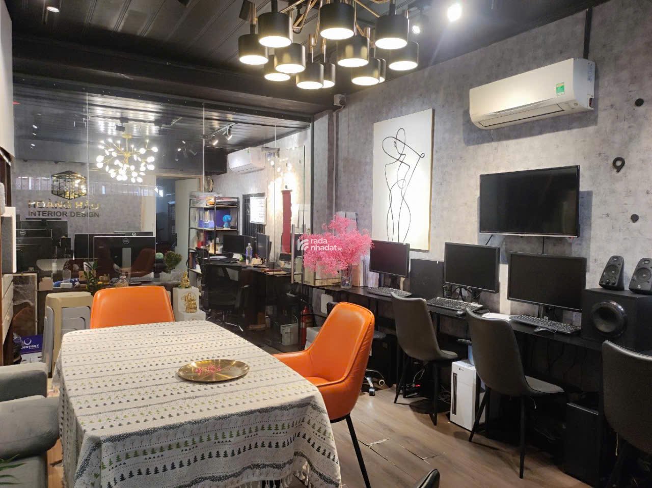 Nhà bán mặt tiền đường Đoàn Văn Bơ Quận 4, 73m2 cho thuê kinh doanh tốt