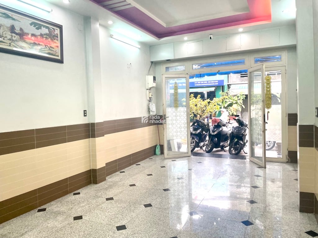 Bán nhà mặt tiền Võ Thành Trang 120m2