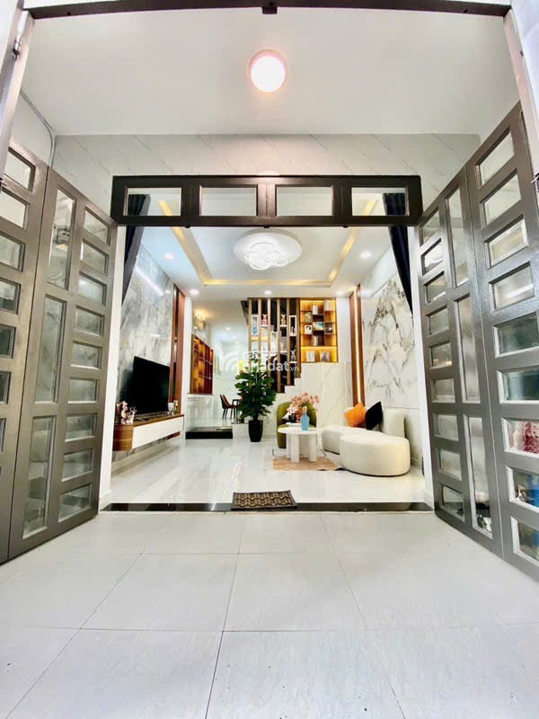 Nhà Phố 3 Tầng Nội Thất Hiện  Đại Xe Hơi Đậu Ngay Cửa Đường Trần Thị Cờ P Thới An Q 12